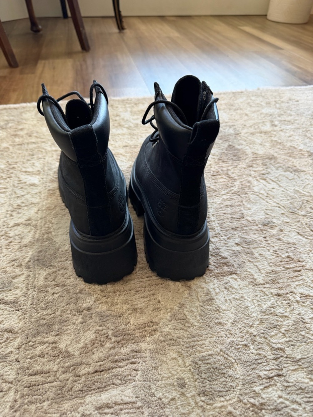 Women's Black Timberland Platform Boots - Picture 7 of 13